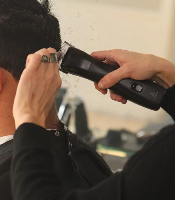 Andis eMERGE Cord/Cordless Clipper - Image 6