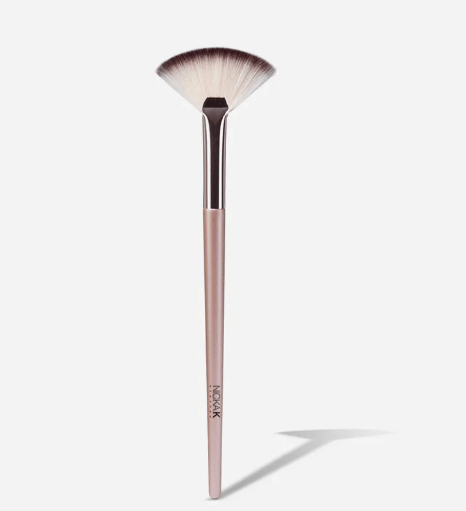 Nicka K New York Professional Makeup Brush - Image 8