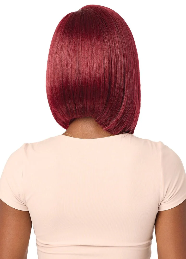 Outre Lace Front Synthetic HD Lace Front Wig – Juneau - Image 6