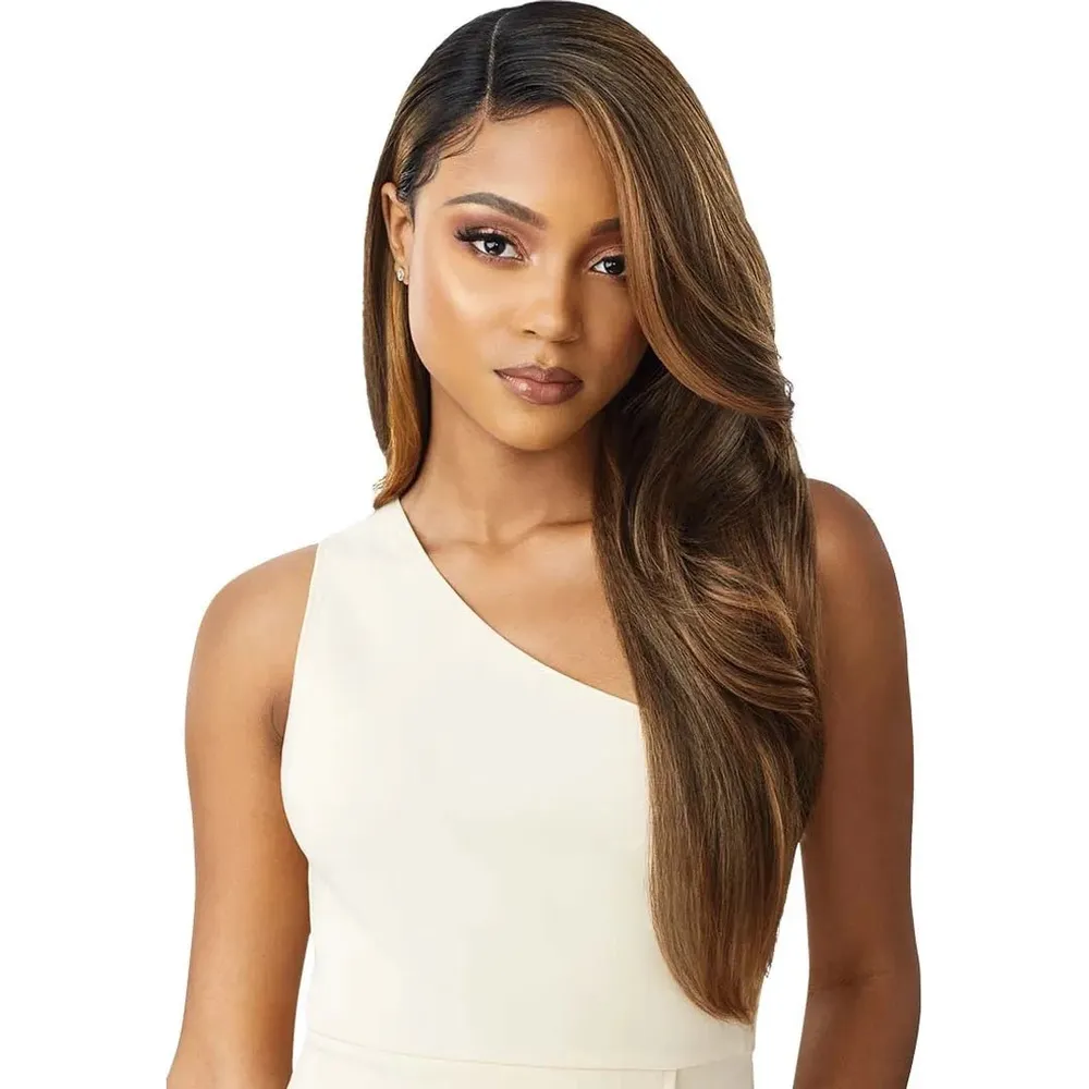 Outre Melted Hairline Synthetic HD Lace Front Wig - Catalina - Image 4