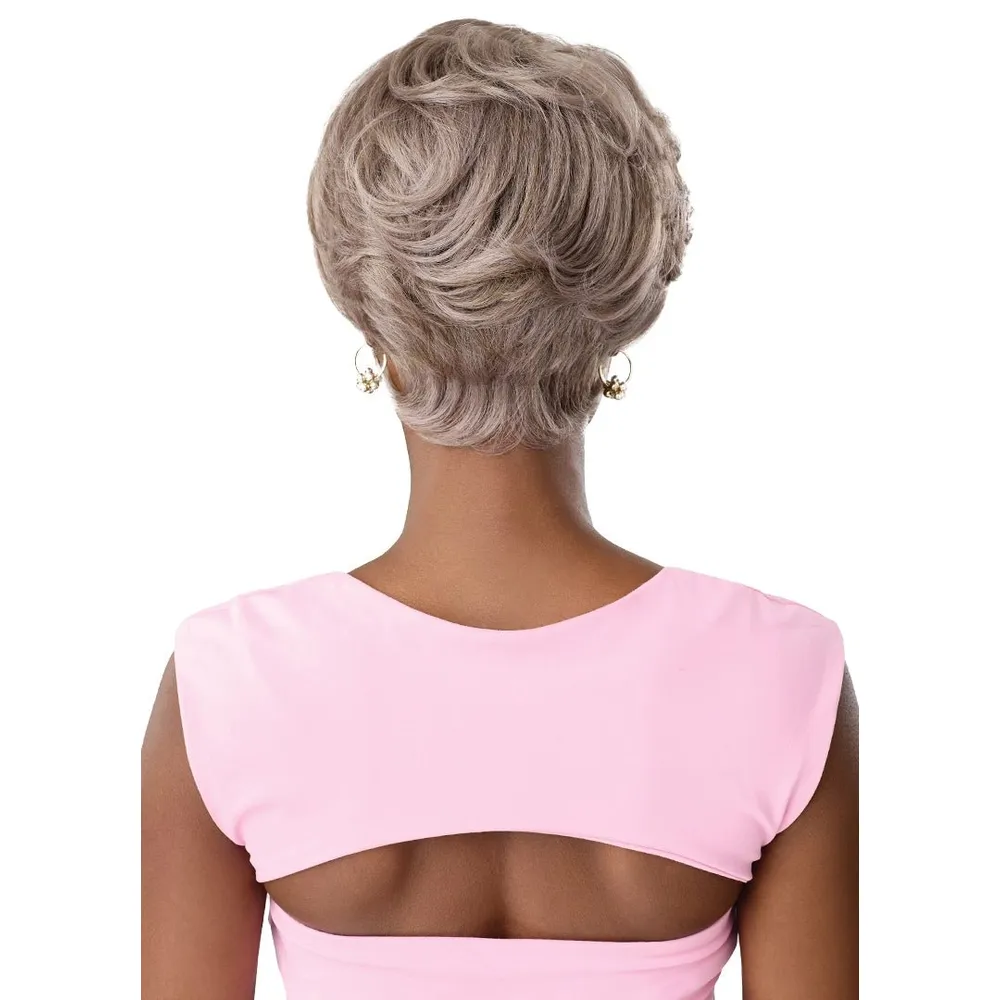 Outre Perfect Hairline Swoop Series HD Lace Front Wig - SWOOP 15 - Image 5