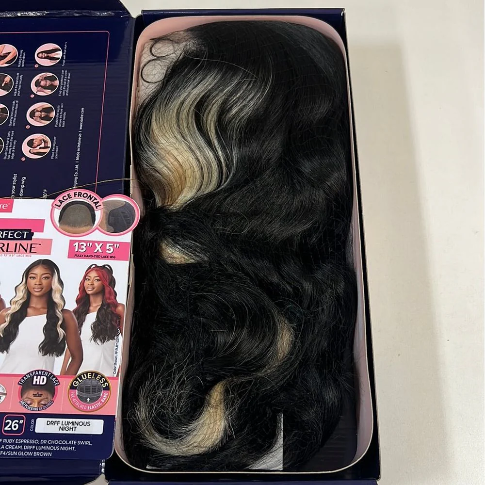 Outre Perfect Hairline Synthetic HD Lace Front Wig - Elanor - Image 17