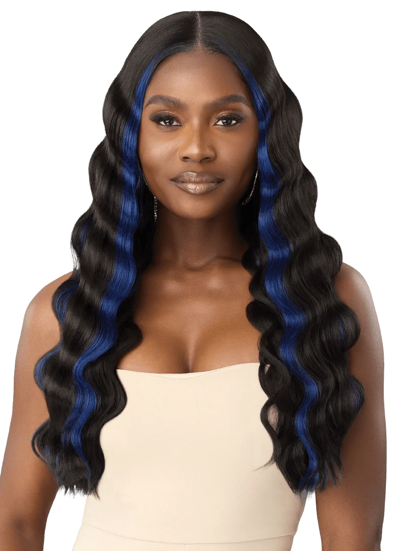 Outre Perfect Hairline 13x6 HD Synthetic Lace Front Wig - Kariss - Image 3