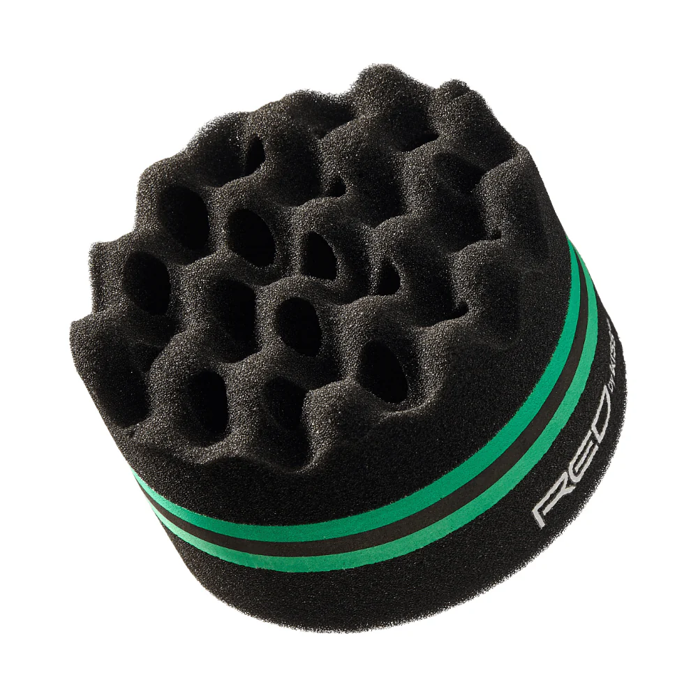 RED by Kiss Curved Dual Sponge Glove - 2-in-1 Twist Sponge - Image 2