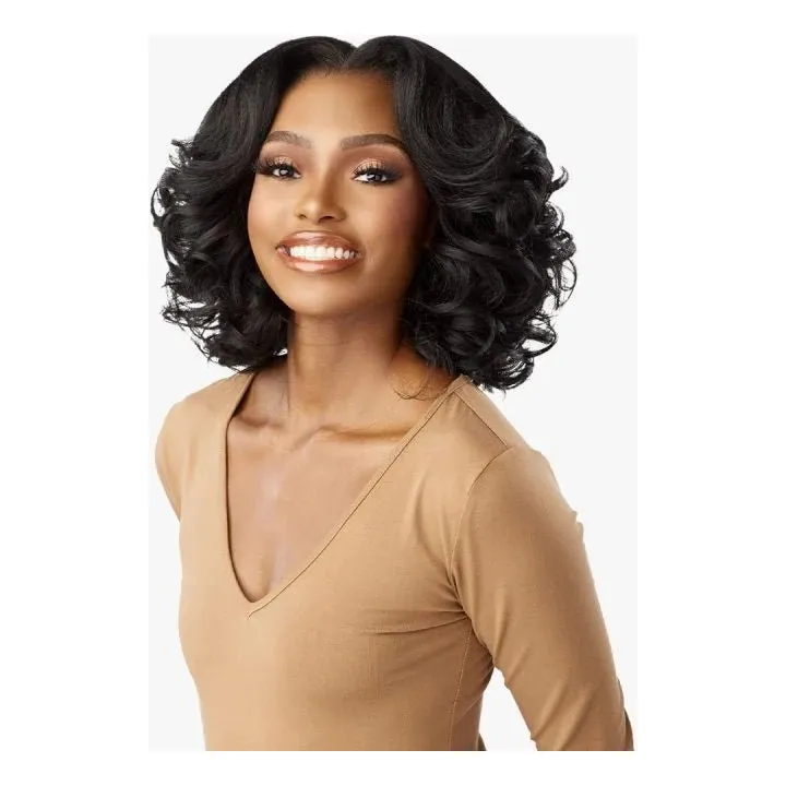 Sensationnel Kinky Edge 13X6 HD Lace Wig - Kinky Body Wave 14" - Image 2
